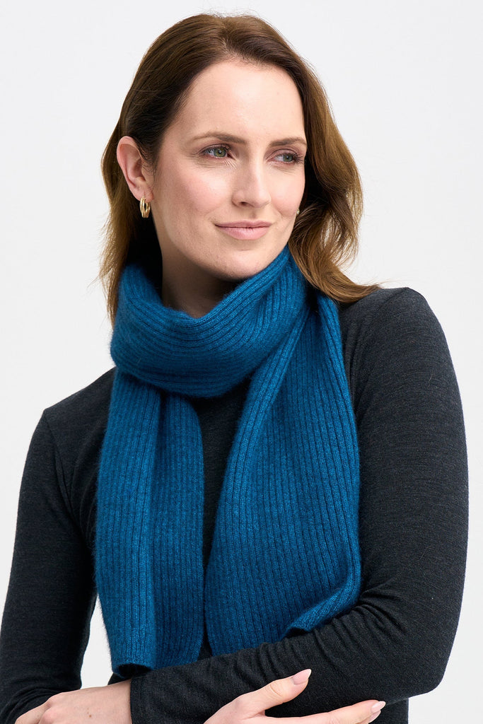 Unisex MM Ribbed Scarf Aegean 0578