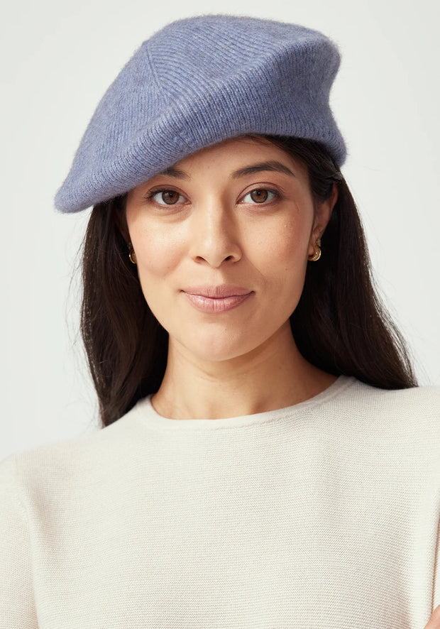 Womens Nia Beret Waterfall 0622