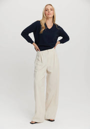 Womens Relax V Sweater Navy-100077