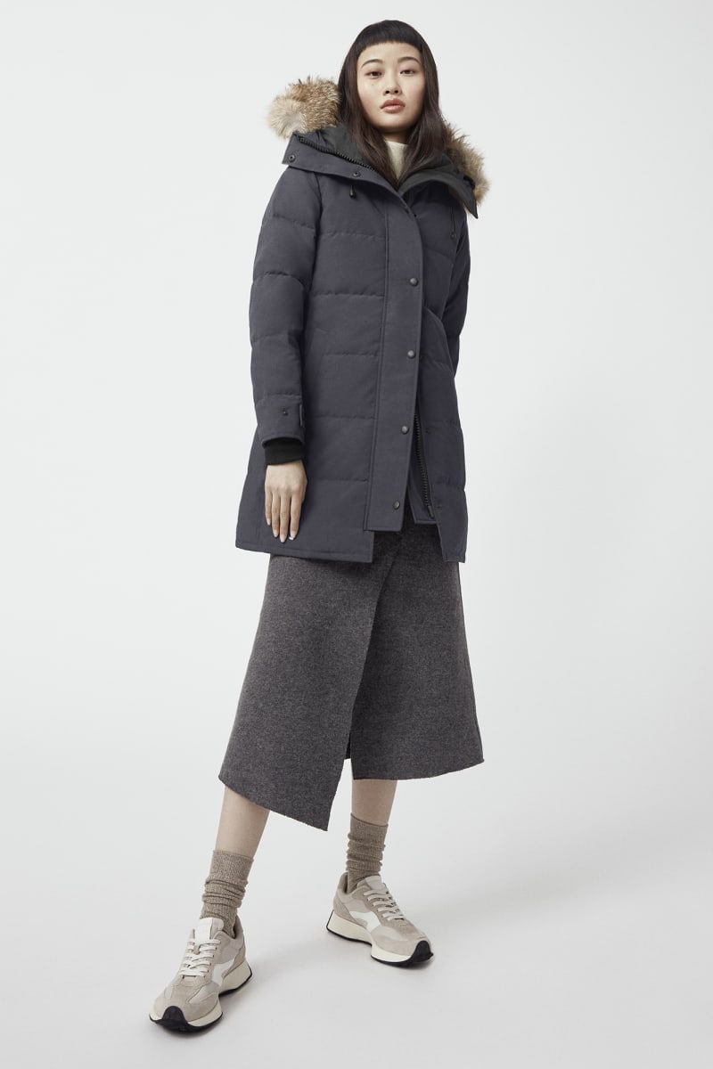 カナダグース　SHELBURNE-FUSION FIT WOMANS CANADA GOOSE SHELBURNE PARKA FUSION FIT SMALL GREY