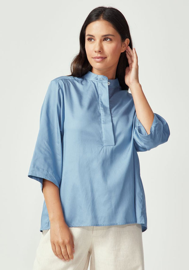 Womens Runa Shirt Casper 600200