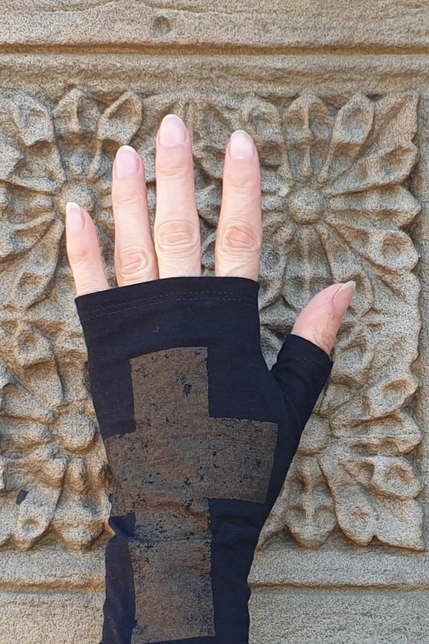 Merino Fingerless Gloves - Regular Length Bronze Cross