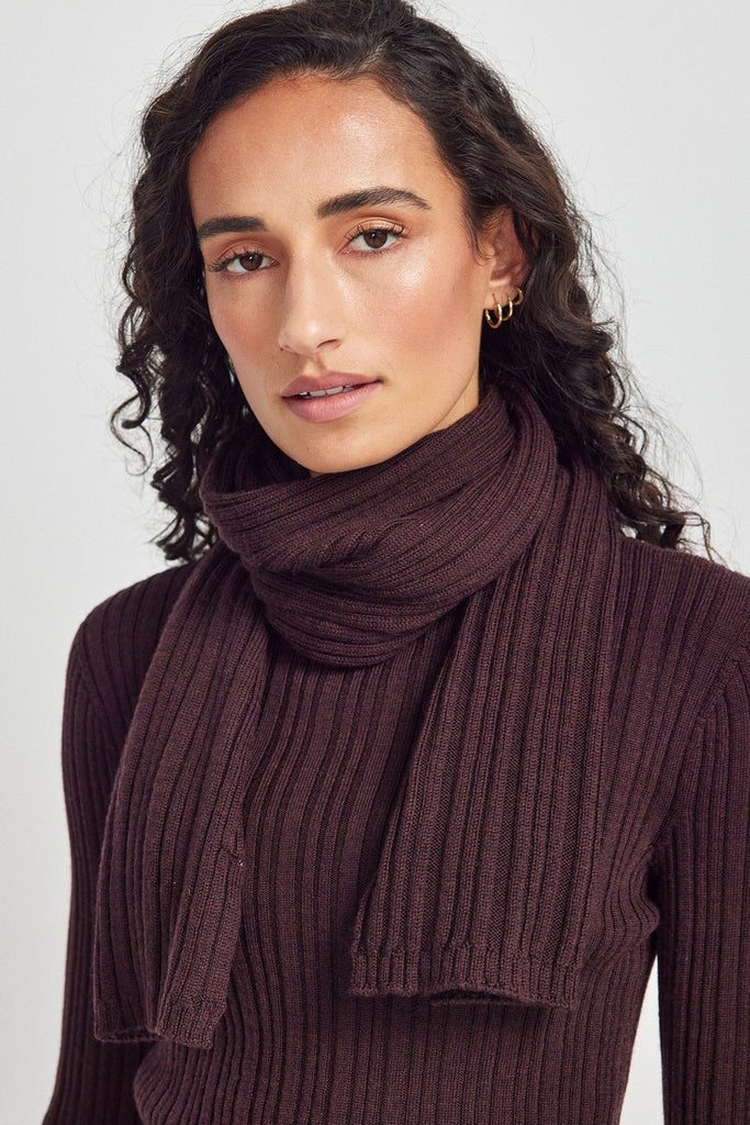 Unisex Rib Merino Scarf Noirberry 0660