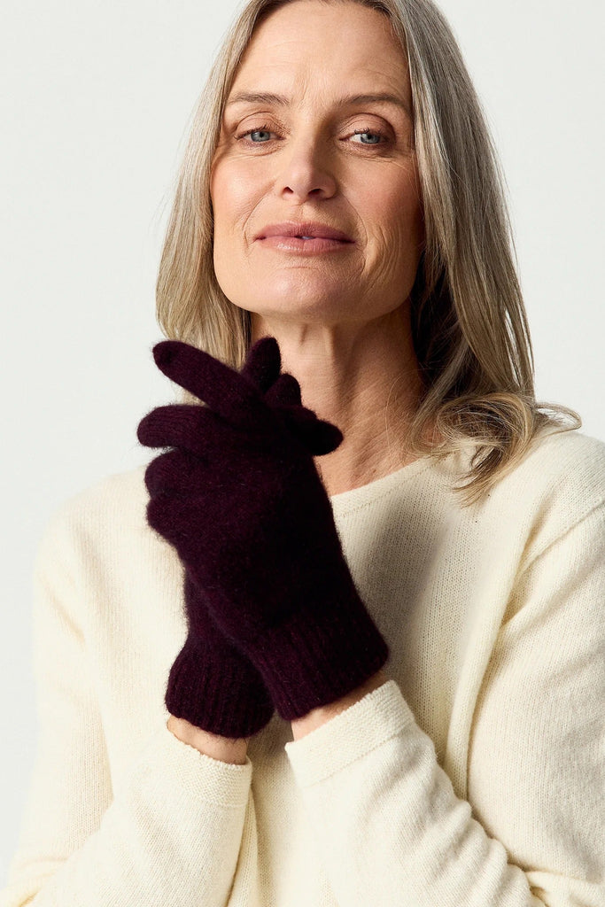 Unisex Gloves Beetroot 070709