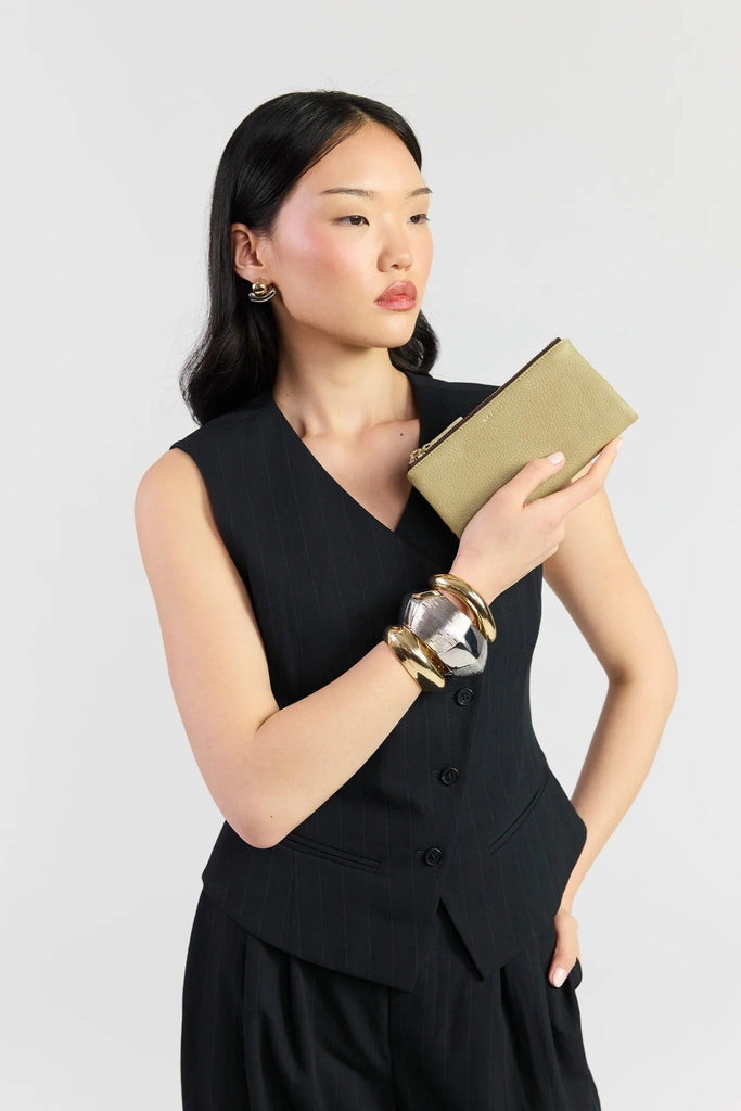 Sam Wallet  Willow