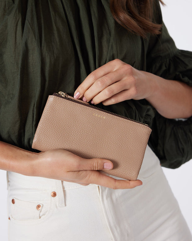 Sam Wallet - Taupe