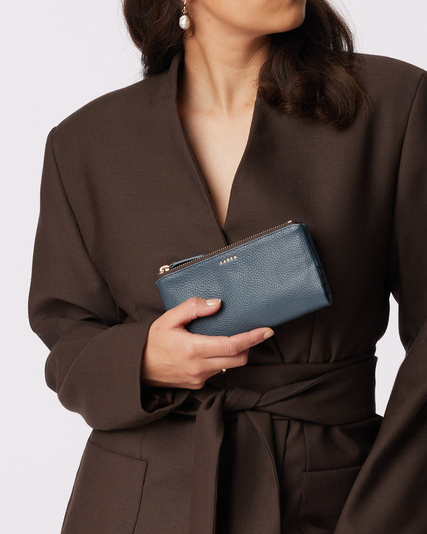 Sam Wallet - Prussian
